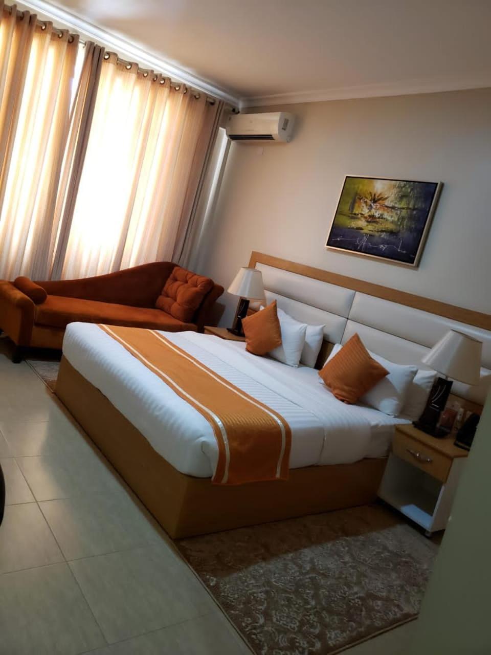 Nashera Hotels Dodoma Zewnętrze zdjęcie