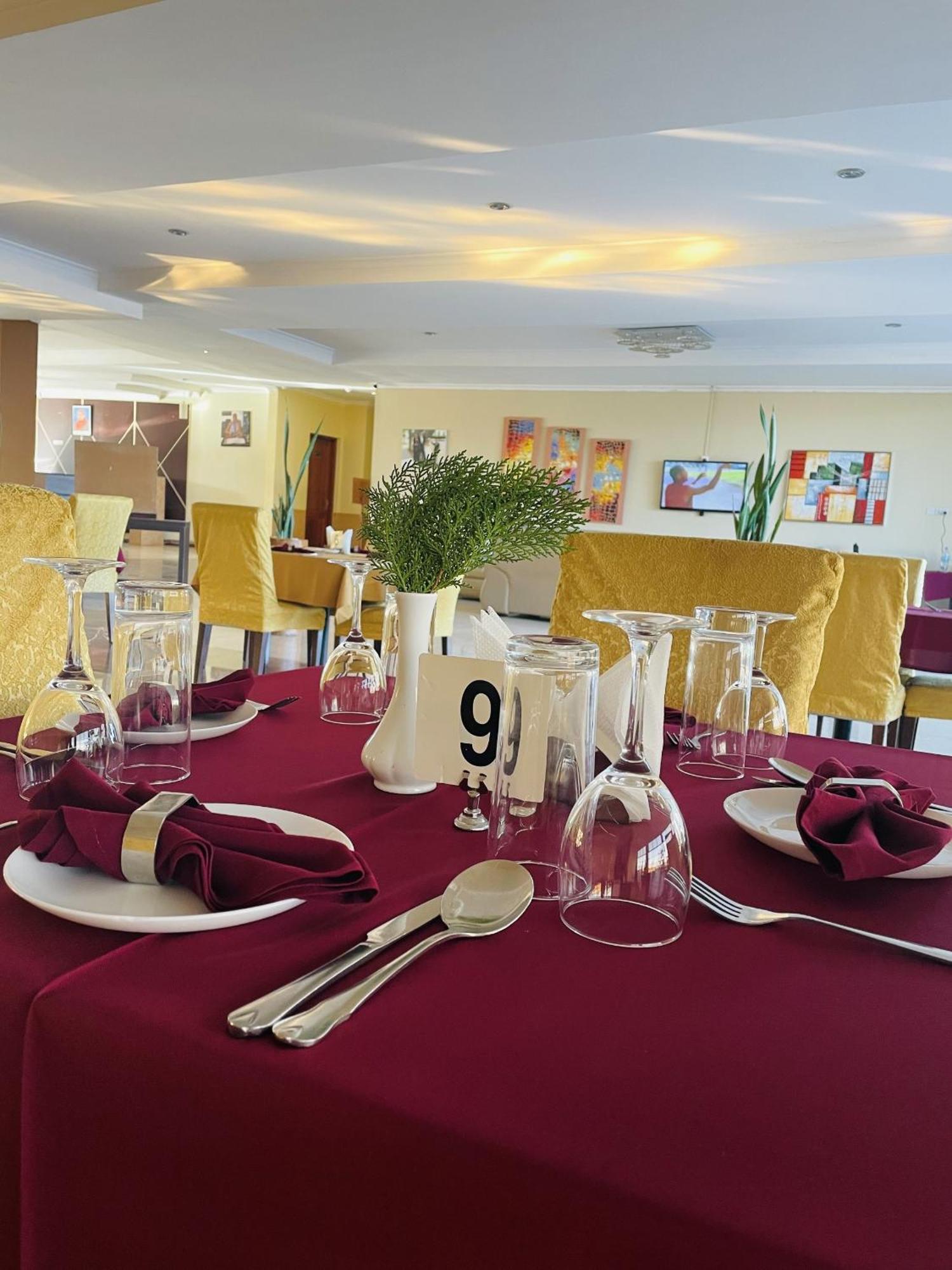 Nashera Hotels Dodoma Zewnętrze zdjęcie